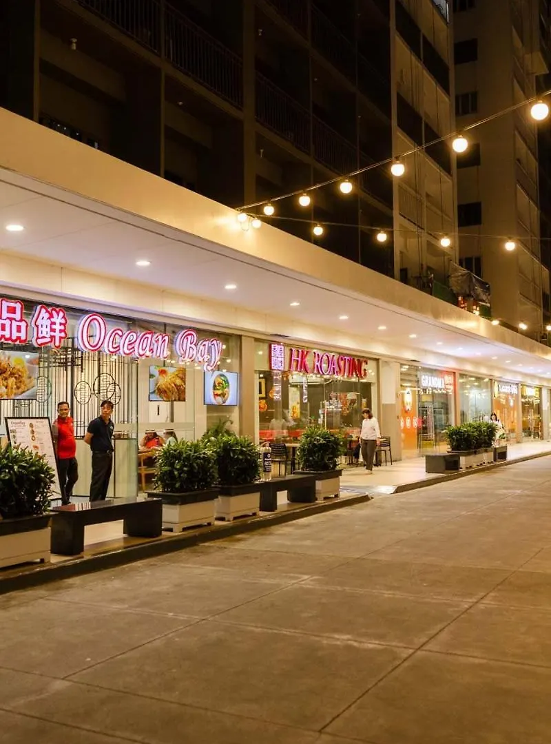 Shore 2BR De Luxe Suite, Mall of Asia Manila Philippines