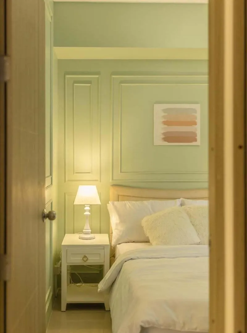 Shore 2BR De Luxe Suite, Mall of Asia Manila Apartment